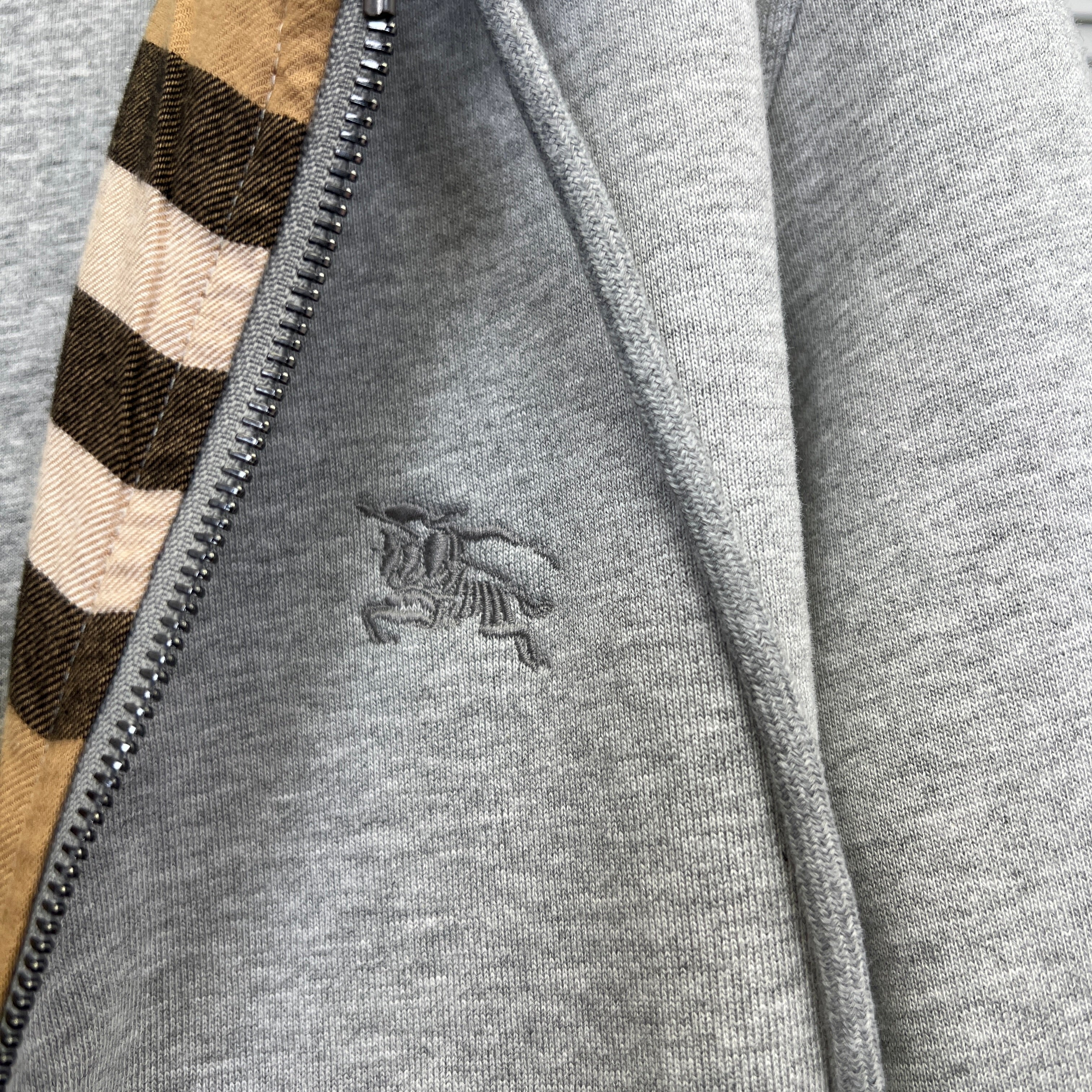 LOWKEYN Hoodie Zippé Burberry